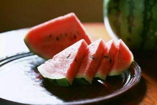 16吃瓜网站,热门话题一网打尽，带你畅游娱乐资讯海洋