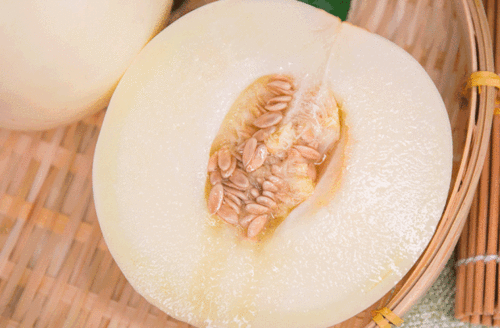 贵妃每天在线吃瓜,每日在线吃瓜，乐享生活点滴