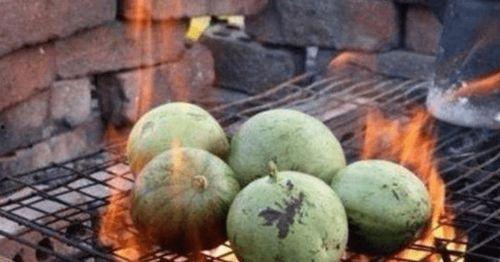 日本吃泡瓜,传统与创新的美味融合  第1张